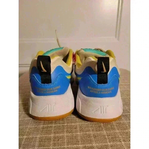 Nike Air Max 200 “Legend of Her” Women’s 7 With Keychain! - Picture 6 of 10